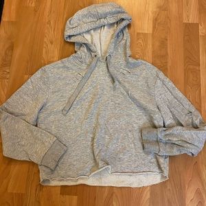 Cropped hoodie